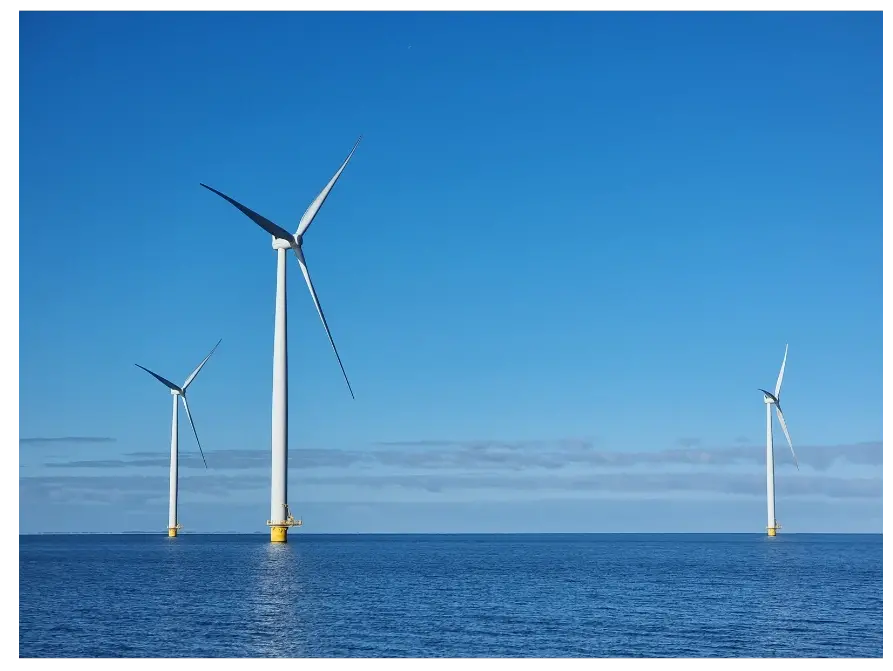 Generador de energía eólica en el mar